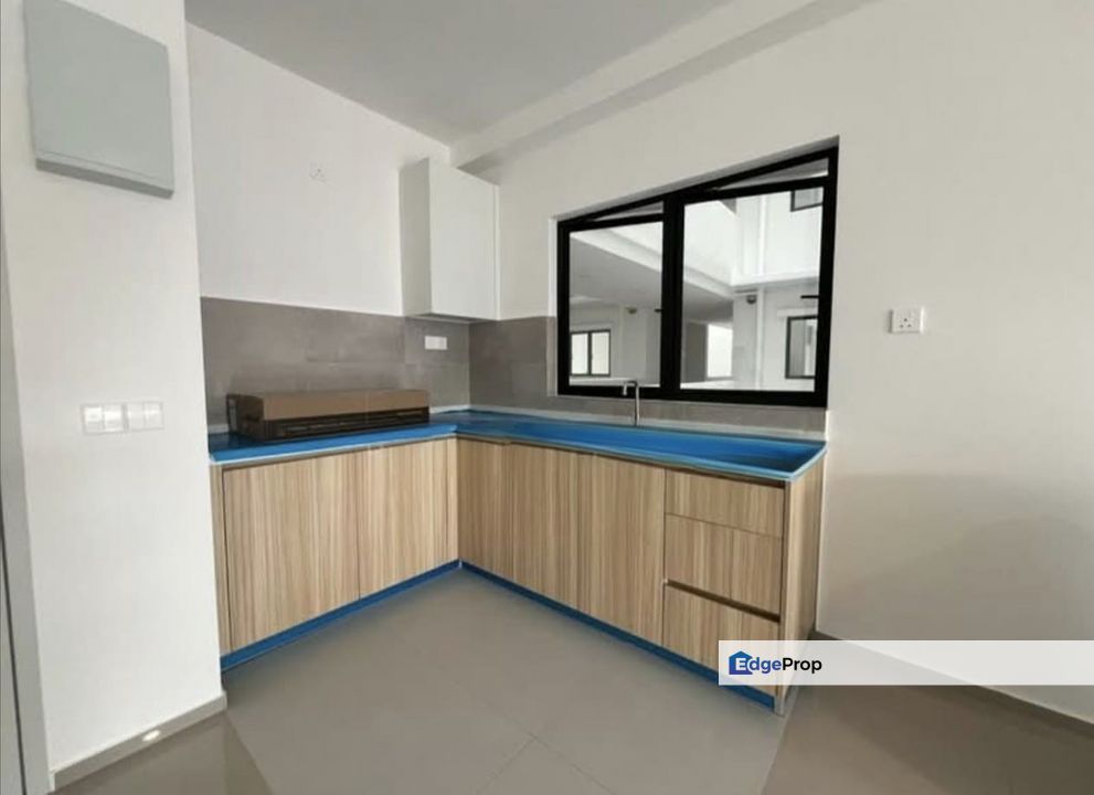 Brand new 1room  Partial Furnish Hana Residence Eco Ardence Setia Alam, Selangor, Shah Alam