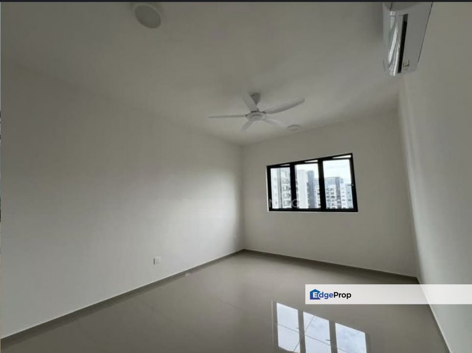 Brand new 1room  Partial Furnish Hana Residence Eco Ardence Setia Alam, Selangor, Shah Alam