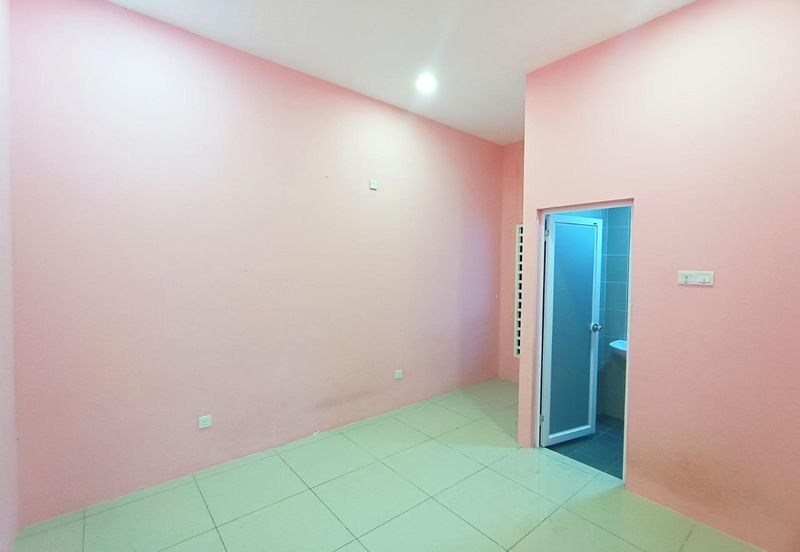 TAMAN BAYU INDERA, LUKUT