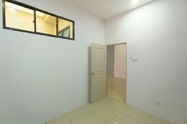 TAMAN BAYU INDERA, LUKUT