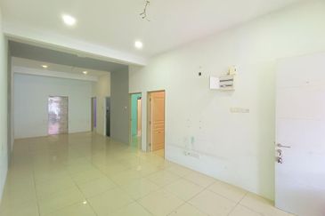 TAMAN BAYU INDERA, LUKUT