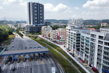 Ostia Bangi Business Avenue