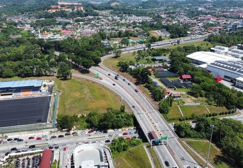 Ostia Bangi Business Avenue