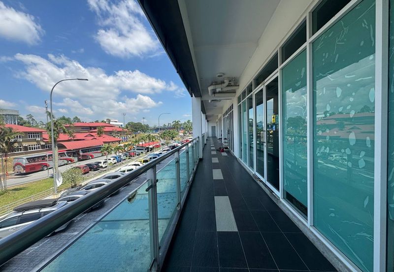 Ostia Bangi Business Avenue