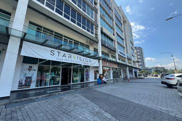 Ostia Bangi Business Avenue