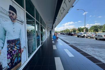 Ostia Bangi Business Avenue