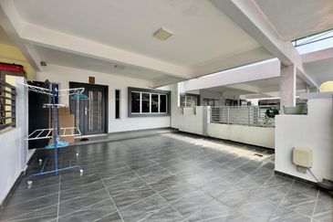 Taman Albury 1 @ Mahkota Hills