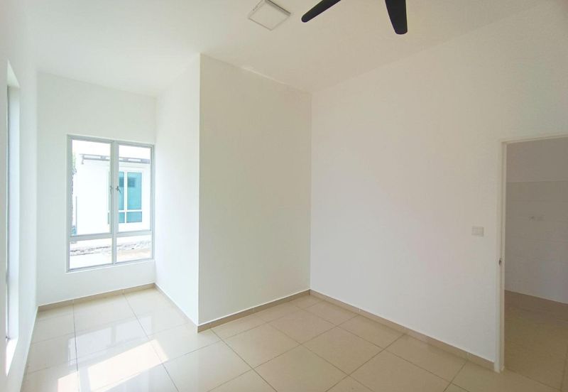 TIARA SENDAYAN (PRECINT 3)