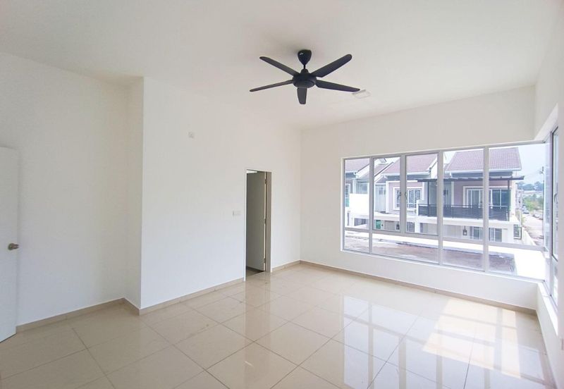 TIARA SENDAYAN (PRECINT 3)