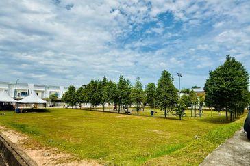 Suriaman 3, Bandar Sri Sendayan