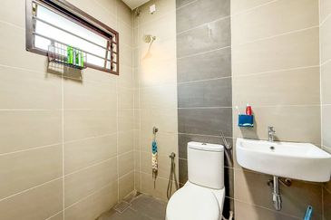 Parkfield Residences, Tropicana Heights