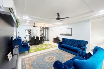 Damaris @ Ara Sendayan