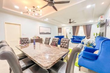 Damaris @ Ara Sendayan