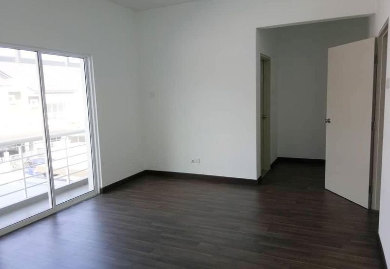 NILAI IMPIAN (LAMAN AZALEA)