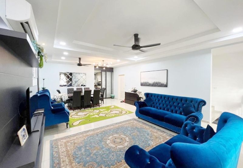 Damaris @ Ara Sendayan