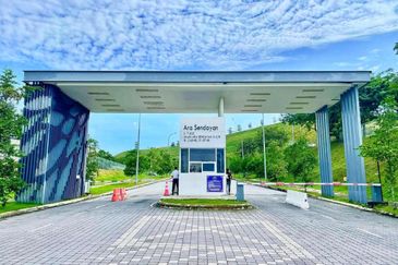 Damaris @ Ara Sendayan