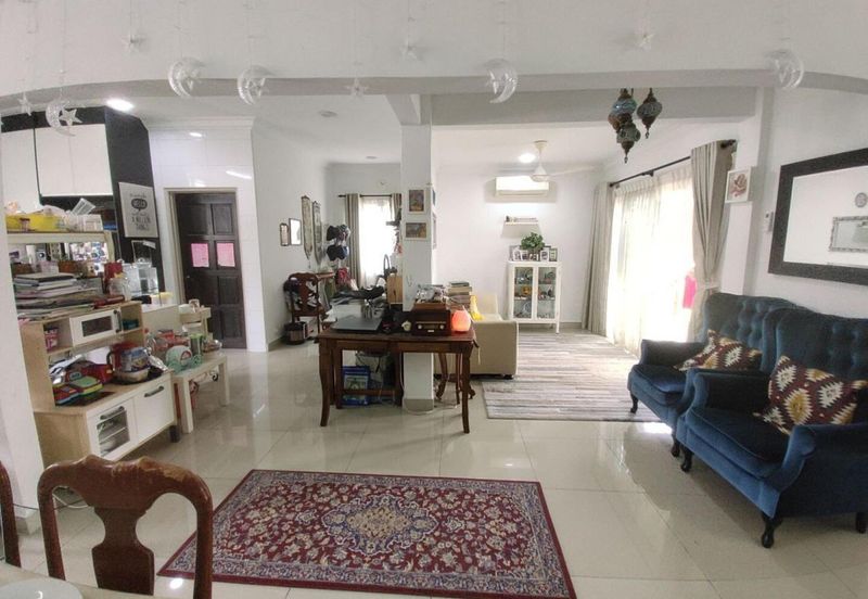 Albury at Mahkota Hills