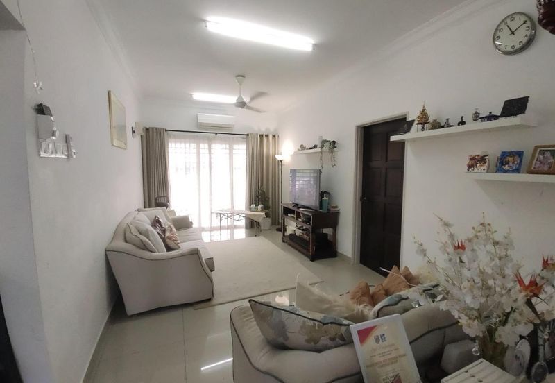 Albury at Mahkota Hills