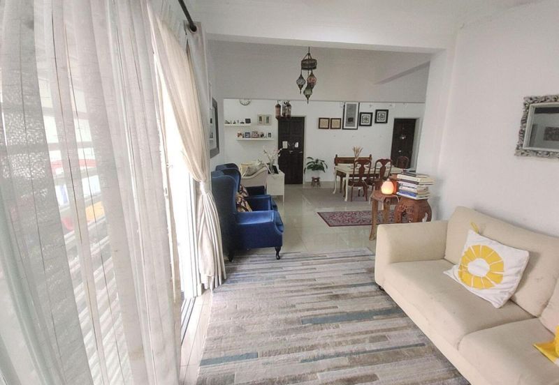 Albury at Mahkota Hills