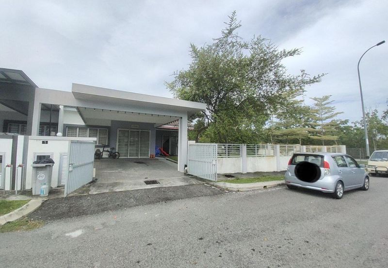 Albury at Mahkota Hills