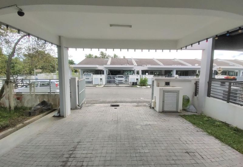 Albury at Mahkota Hills