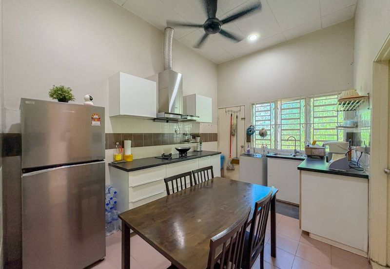 Seksyen 32, Shah Alam