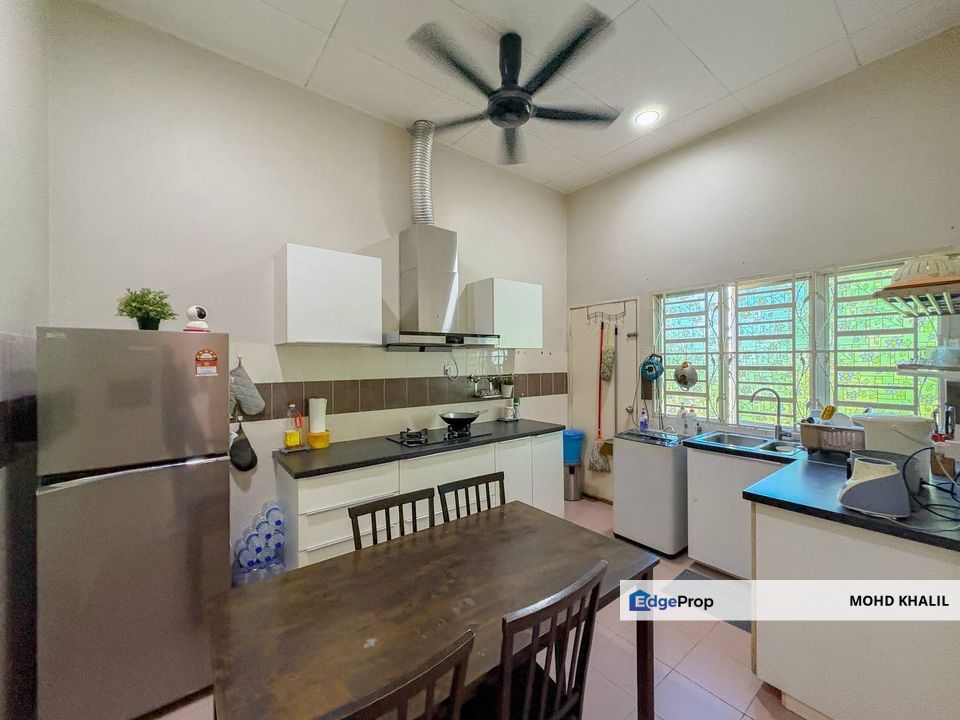 Taman Bahagia, Seksyen 32 Shah Alam | Single Storey | EXTENDED CAR PORCH & PARTLY FURNISHED 🏡✨, Selangor, Shah Alam