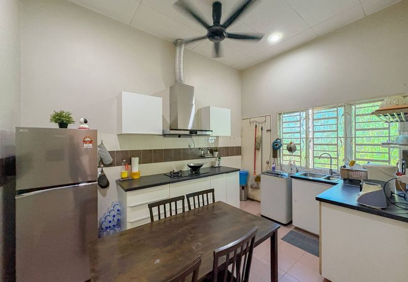 Seksyen 32, Shah Alam