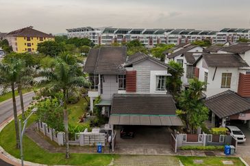 Seksyen 13, Shah Alam