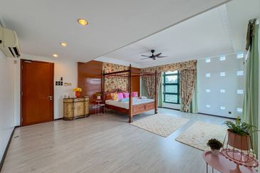 KGSAAS Golf Club, Seksyen 13