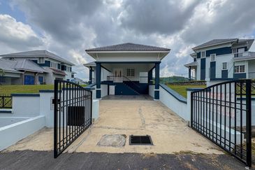 Desa Pinggiran Putra