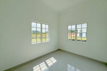 Desa Pinggiran Putra