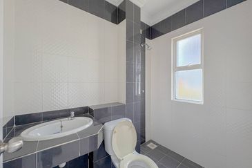 Desa Pinggiran Putra