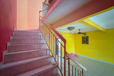 Taman Laman Desa, Desa Latania