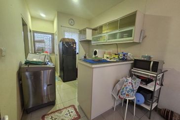 Laman Delfina @ Nilai Impian