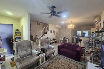 Laman Delfina @ Nilai Impian