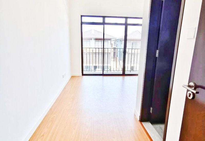 Mulia Residence, Cyberjaya  3-Storey Terrace (Type B)  CLUBHOUSE FACILITIES 🏡🎾✨