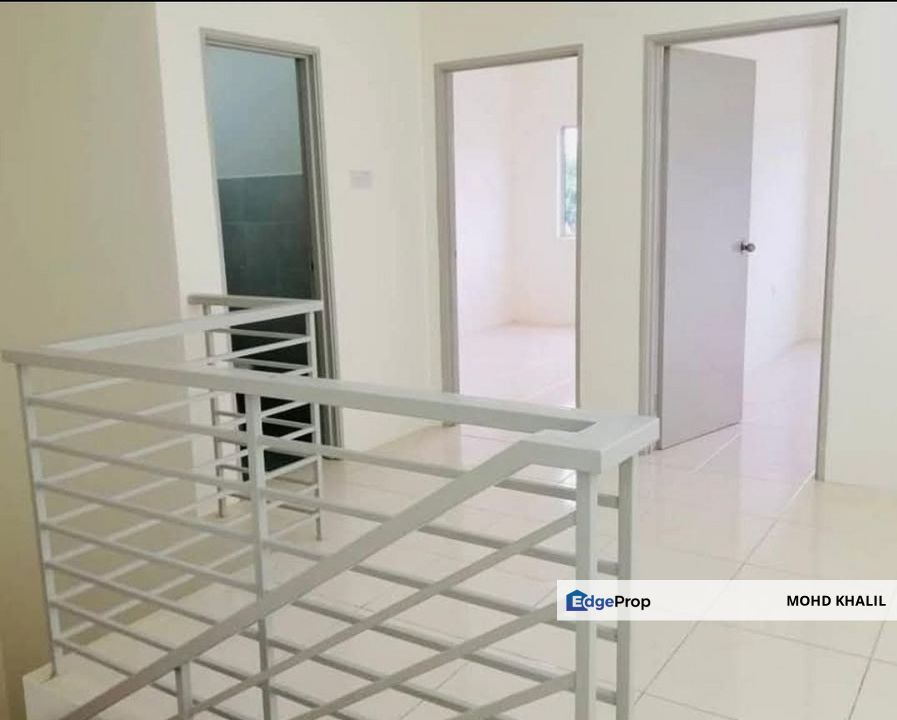 Kg. Bukit Lanchong, Subang Jaya | Double Storey Terrace | VACANT 🏡 BASIC UNIT 4B3B 🔑 SOUTH FACING ☀️, Selangor, Shah Alam