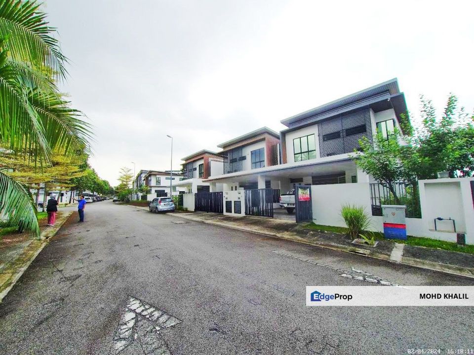 16 Sierra 2 Lyden, Puchong South  Semi-D 2.5 Storey 🏡 6B7B 🔑 REFURBISHED & PARTIALLY FURNISHED 🎨 , Selangor, Puchong South