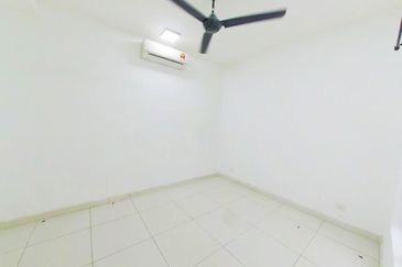 Parkfield Residences, Tropicana Heights