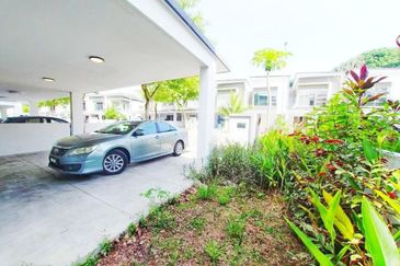 Parkfield Residences, Tropicana Heights