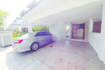 Parkfield Residences, Tropicana Heights