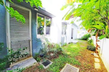 Parkfield Residences, Tropicana Heights