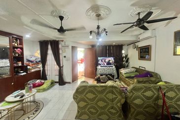 Taman Dahlia, Sepang