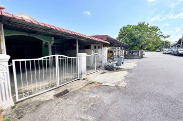 Taman Desa Cempaka 3