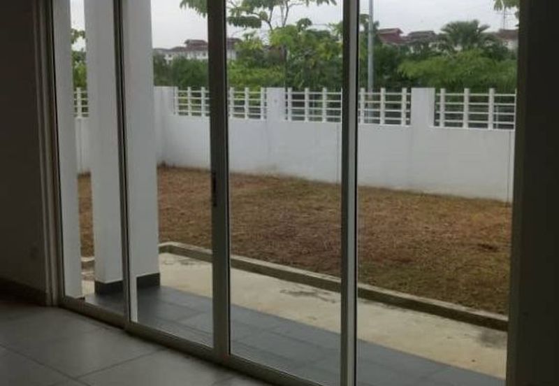 NILAI IMPIAN (LAMAN AZALEA)