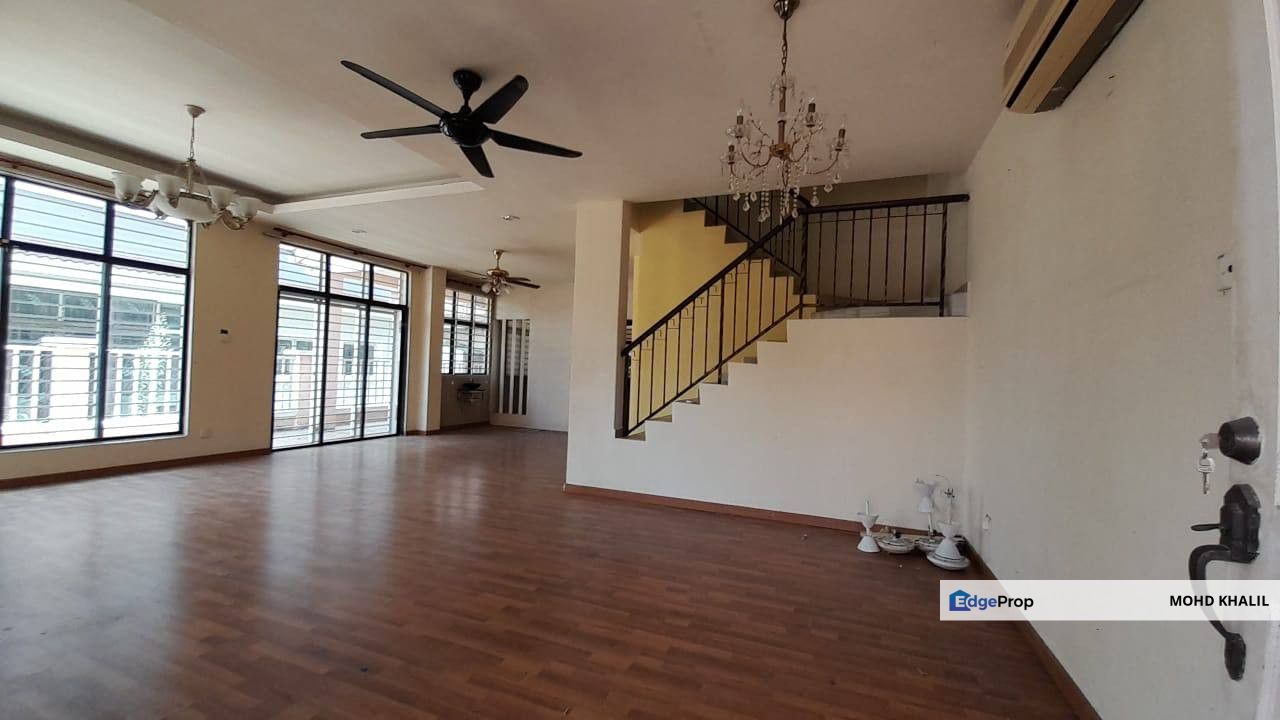 Impiana Residence Nilai | 2.5 Storey Semi Detached | PRICE SLASHED RM800K → RM630K 🔥💰, Negeri Sembilan, Nilai