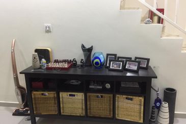 Laman Delfina @ Nilai Impian