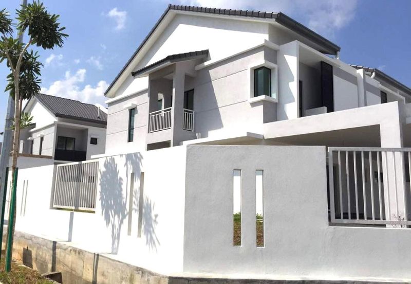 Laman Delfina @ Nilai Impian