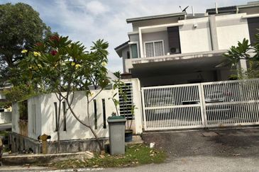 Laman Delfina @ Nilai Impian